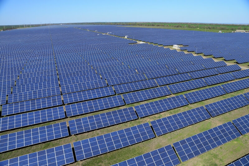 Dopyt po solárnych paneloch má tento rok dosiahnuť rekordných 113 GW