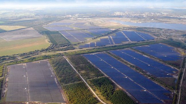 Čína sa stáva najväčším producentom solárnej energie na svete