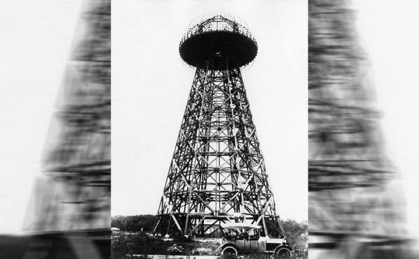 Veža Wardenclyffe okolo roku 1910. Fotografia Granger / Shutterstock