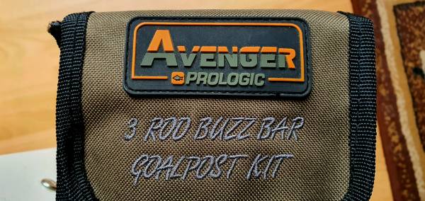 Prologic Set Vidličiek a Hrázd Avenger Rod Buzz Bar Kits Carrycase 3